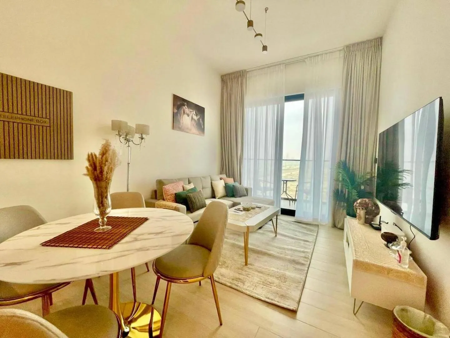 Apartment Chic 1Br Apt In Jvc With Free Use Of Pool And Gym Dubai